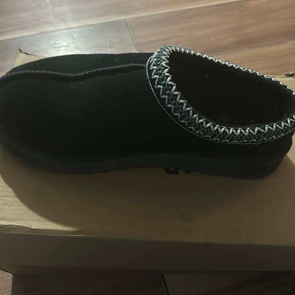 Black Uggs